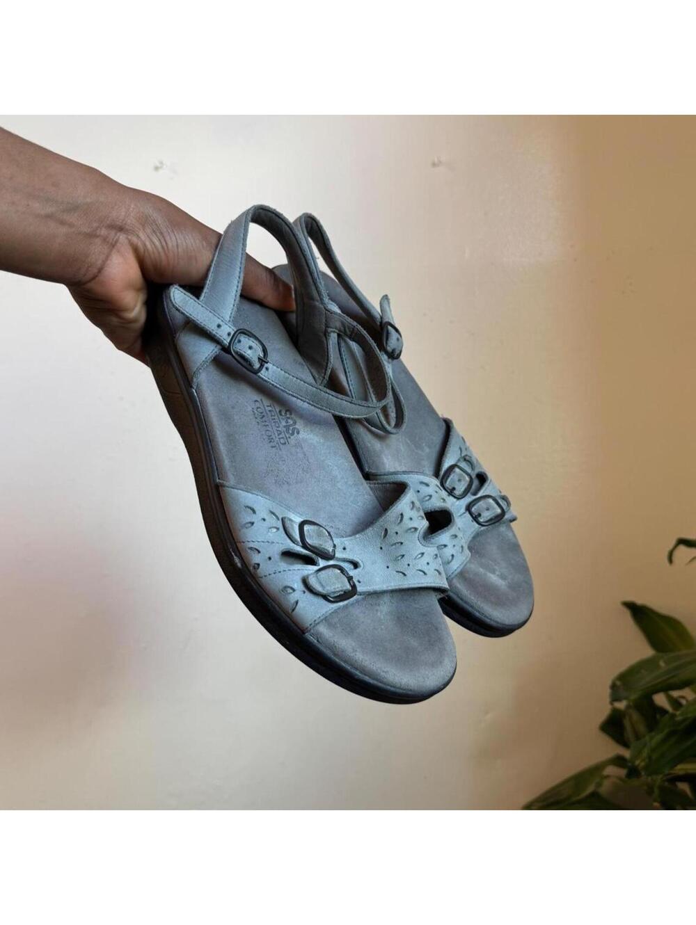 Vintage SAS TriPad Comfort Strappy Granola Girl Sandals US 8.5‎